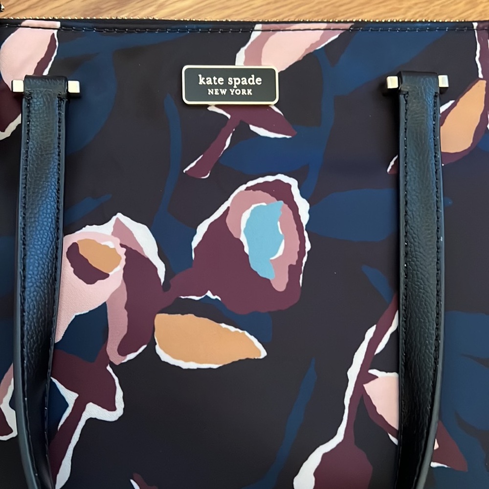 Kate Spade Handbag - Picture 2 of 7